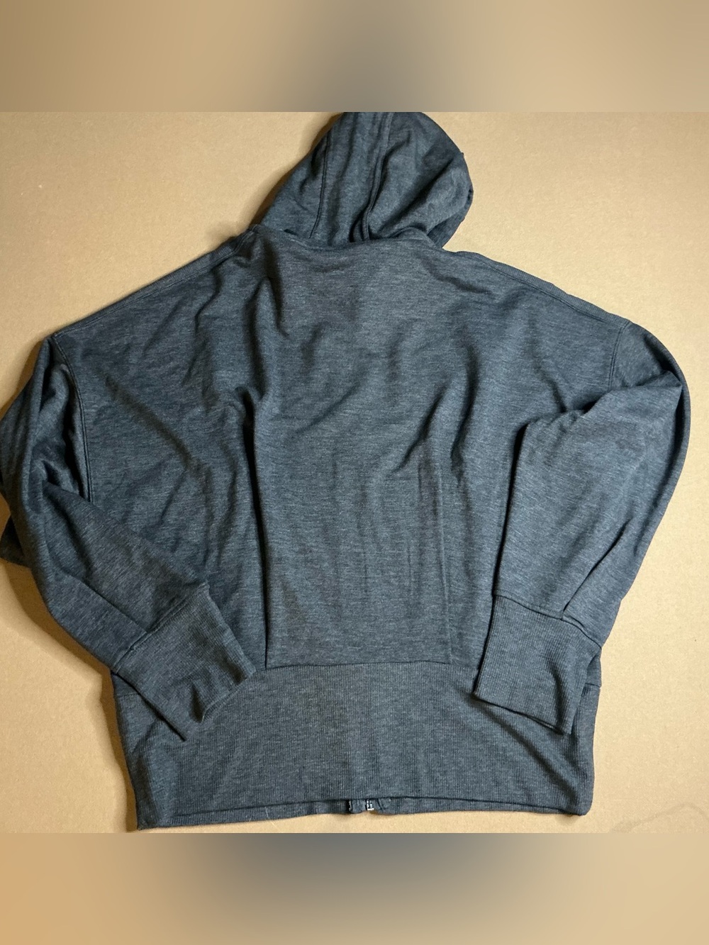Two piece shorts and hoodie jacket set - Picture 10 of 10